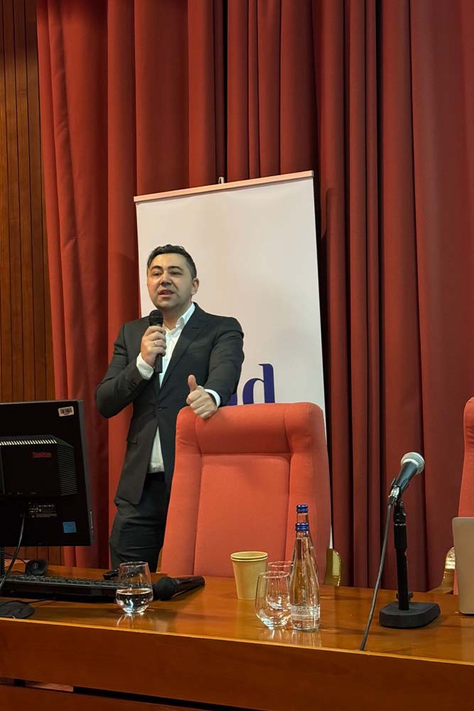 Velika škola malih molekula