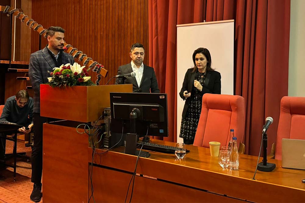 Velika škola malih molekula